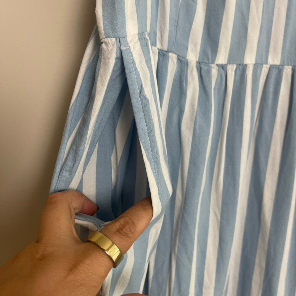 Old‎ Navy Blue White Stripe Beachy Cami Tiered Midi Dress Pockets  Women's Sz M - Picture 2 of 7